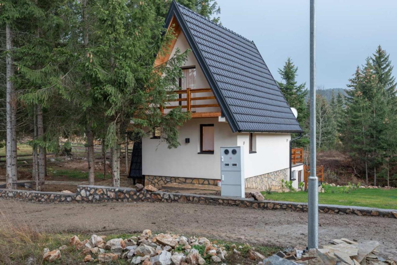 Mila House Tara Villa บายินา บาชตา ภายนอก รูปภาพ